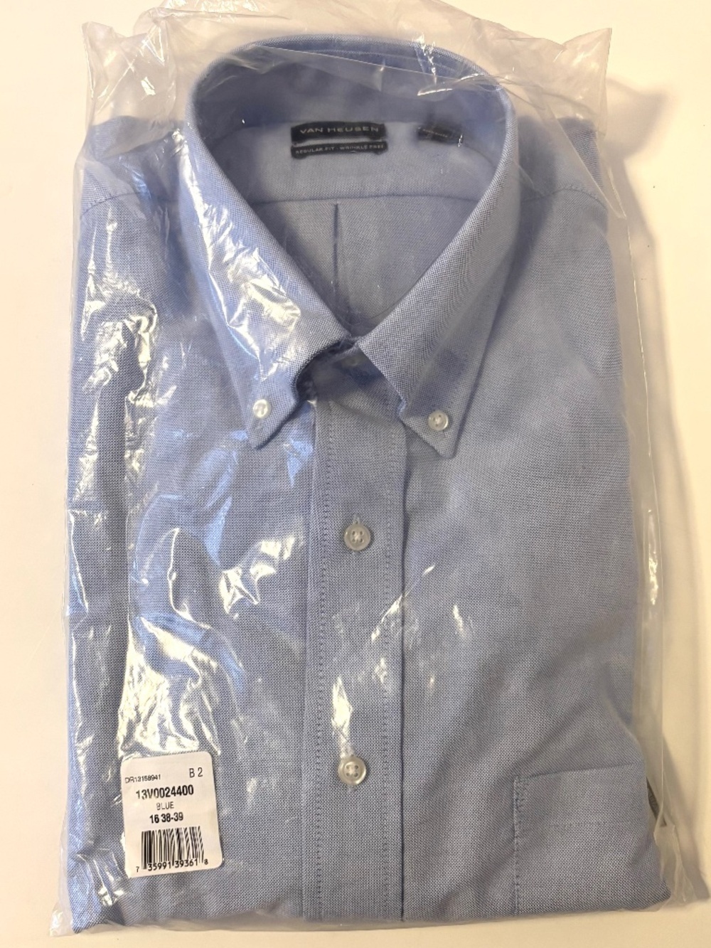 Van Heusen Button Down Long Sleeve Dress Shirt Light Blue 16 Neck 38 - 39 Sleeve